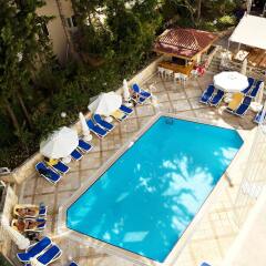 Отель Villa Adora Beach бассейн фото 3