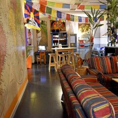 Отель Santander Central Hostel Испания, Сантандер - отзывы, цены и фото номеров - забронировать отель Santander Central Hostel онлайн гостиничный бар