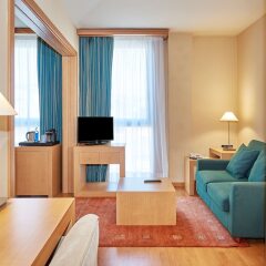 Отель NH Porta Barcelona Испания, Сан-Жуст-Десверн - отзывы, цены и фото номеров - забронировать отель NH Porta Barcelona онлайн фото 12