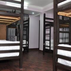 Отель Famous House Kathmandu Непал, Катманду - отзывы, цены и фото номеров - забронировать отель Famous House Kathmandu онлайн спортивное сооружение