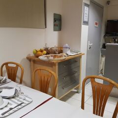 Отель Hôtel Saint-Hubert в номере фото 2