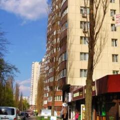 Vizit Holl - Hostel парковка