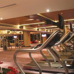 Отель Crowne Plaza Guangzhou Huadu фитнесс-зал фото 4