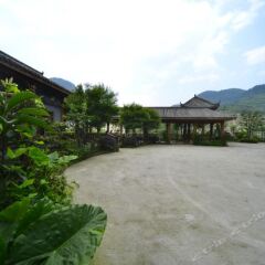 Отель Achuan Yage Fengqing Inn парковка