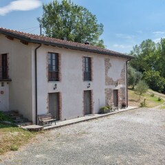 Отель Farmhouse Located in the Beautiful Aulla in Northern Tuscany Аулла фото 4