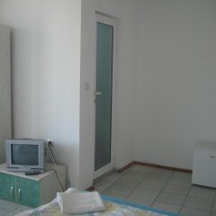 Отель Guest House Bogat-Beden Равда сейф в номере