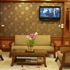 Отель NNC Patong Inn гостиничный бар