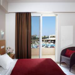 Emerald Hotel комната для гостей