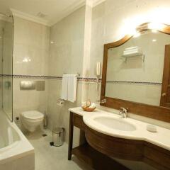 Sultanhan Hotel - Special Class ванная фото 2