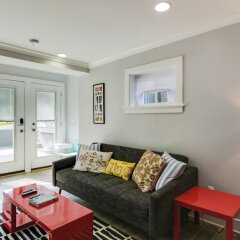 The Magnolia - Modern - 2BD / 2bth - Luxury Bedding in Washington, United States of America from 333$, photos, reviews - zenhotels.com photo 4