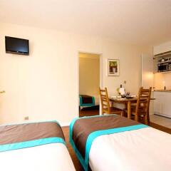 Отель Staycity Aparthotels Gare de l Est удобства в номере