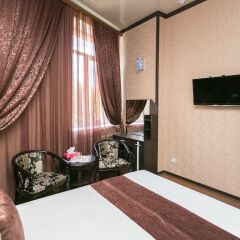 Гостиница Golden House комната для гостей фото 2