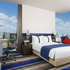 Отель Holiday Inn Express Siam Бангкок балкон