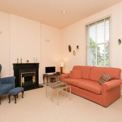 Отель Veeve - Rosey Rosslyn Flat комната для гостей фото 3