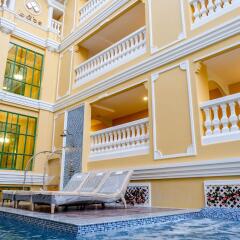 Siri Heritage Bangkok Hotel Бангкок бассейн