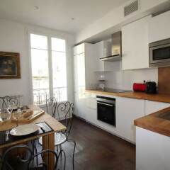 Отель Nice Booking - Appartement Le Plume в номере