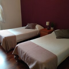 Отель Pension Arias комната для гостей фото 3