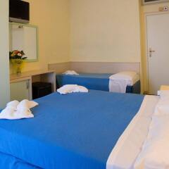 Hotel Europa Римини комната для гостей фото 3