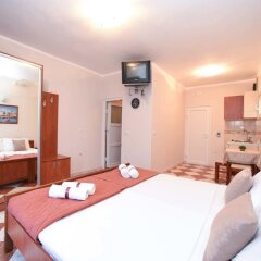 Апарт-Отель D&D Apartments Tivat Черногория, Тиват - 4 отзыва об отеле, цены и фото номеров - забронировать отель Апарт-Отель D&D Apartments Tivat онлайн комната для гостей фото 2