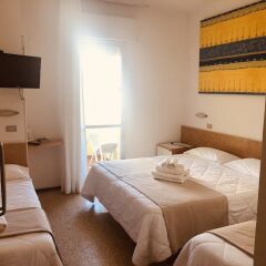 Hotel Montecarlo комната для гостей