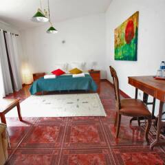 Отель Flow House - Guesthouse Surf Kite Surf School комната для гостей