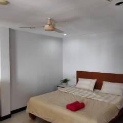 Апартаменты Amstellux Apartments комната для гостей фото 4