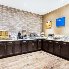 Отель Comfort Inn & Suites питание фото 2