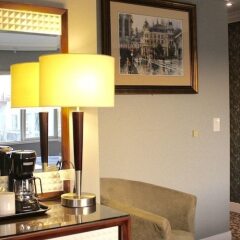 Отель The Deluxe Hotel Vancouver Канада, Ванкувер - отзывы, цены и фото номеров - забронировать отель The Deluxe Hotel Vancouver онлайн в номере фото 2