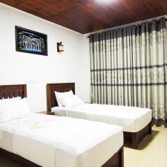 Отель Shaa Lodge сейф в номере