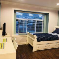 Отель Vancouver Home Inn by Elevate Rooms Канада, Бурнаби - отзывы, цены и фото номеров - забронировать отель Vancouver Home Inn by Elevate Rooms онлайн комната для гостей фото 2