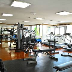 Trinity Silom Hotel фитнесс-зал фото 3