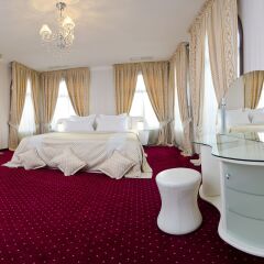 Ambassadori Hotel Tbilisi комната для гостей фото 3