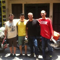 Hanoi Massive Hostel с домашними животными
