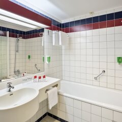 Отель Austria Trend Hotel Lassalle Wien Австрия, Вена - 3 отзыва об отеле, цены и фото номеров - забронировать отель Austria Trend Hotel Lassalle Wien онлайн ванная фото 2