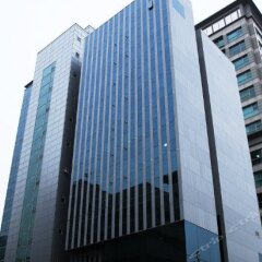 Navi Hotel Residence балкон