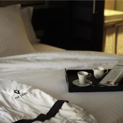 Отель Meliá Barcelona Sarrià в номере фото 2