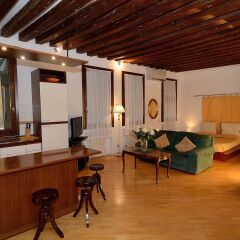 Отель Charming Venice Apartments Италия, Венеция - отзывы, цены и фото номеров - забронировать отель Charming Venice Apartments онлайн сауна
