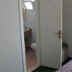 Hotel Cambridge сейф в номере