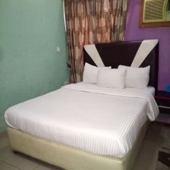 Pulville Boulevard in Ikeja, Nigeria from 33$, photos, reviews - zenhotels.com guestroom