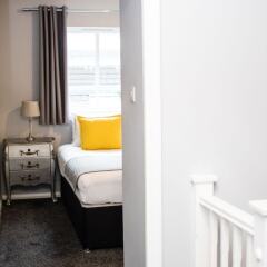 Отель Edinburgh Playhouse Apartments Великобритания, Эдинбург - отзывы, цены и фото номеров - забронировать отель Edinburgh Playhouse Apartments онлайн балкон