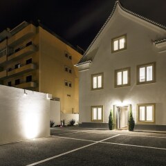 Апартаменты Chalet Estoril Luxury Apartment парковка