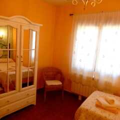 Отель House With 8 Bedrooms in Cenicientos, With Wonderful Mountain View and Furnished Terrace Эль-Баррако сауна