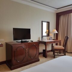 Отель Marco Polo Plaza Cebu Филиппины, Лапу-Лапу - отзывы, цены и фото номеров - забронировать отель Marco Polo Plaza Cebu онлайн удобства в номере фото 2