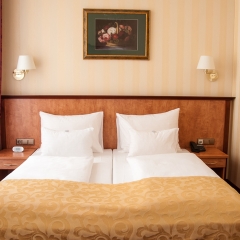 Отель Opera Suites комната для гостей фото 4