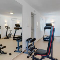 Отель Desiterra Suites and Villas фитнесс-зал фото 2