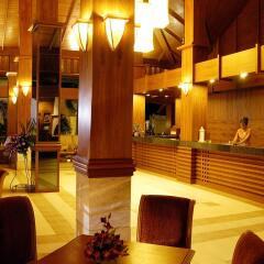 Отель Horizon Patong Beach Resort & Spa интерьер отеля