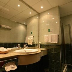 Best Western Hotel Turist in Skopje, Macedonia from 121$, photos, reviews - zenhotels.com bathroom photo 2