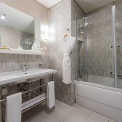 ISG Airport Hotel - Special Class ванная фото 3