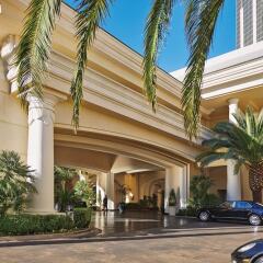 Four Seasons Hotel Las Vegas вид на фасад