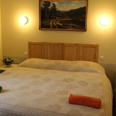 Отель Sleep In BnB Вильнюс сейф в номере